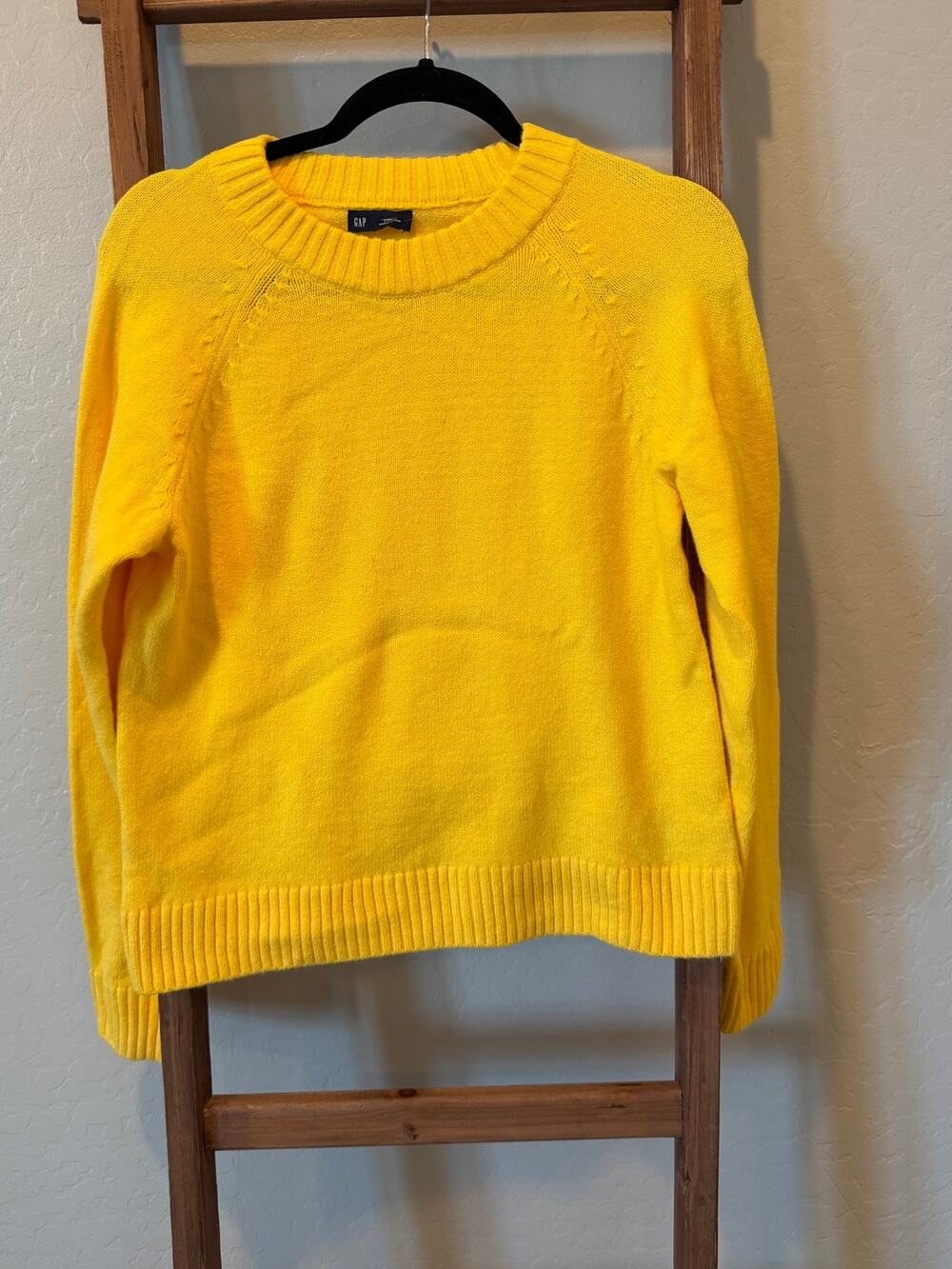 Gap CashSoft yellow crewneck sweater size S NWT cotton nylon
